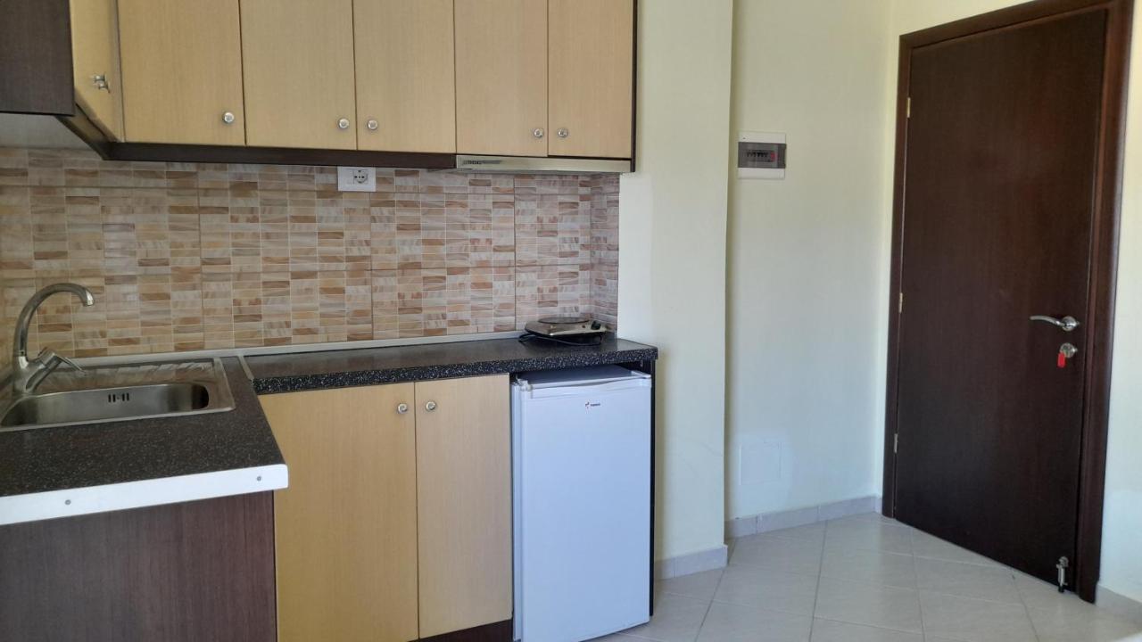 Ksamil'S Island View Hotel Bagian luar foto