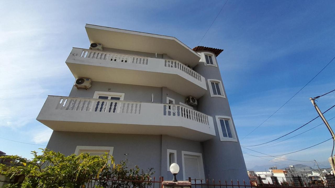 Ksamil'S Island View Hotel Bagian luar foto